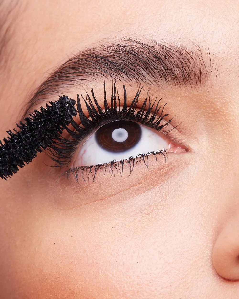 Maximist Volumizing Phyto-Fiber Mascara mini pogrubiający tusz do rzęs Black 4.5ml